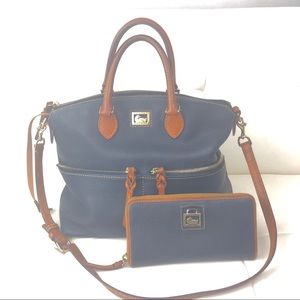 Navy Dooney & Bourke Handbag & Matching Wallet